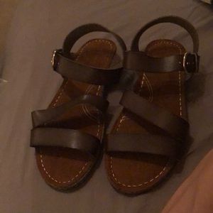 Women’s sandals size 11w